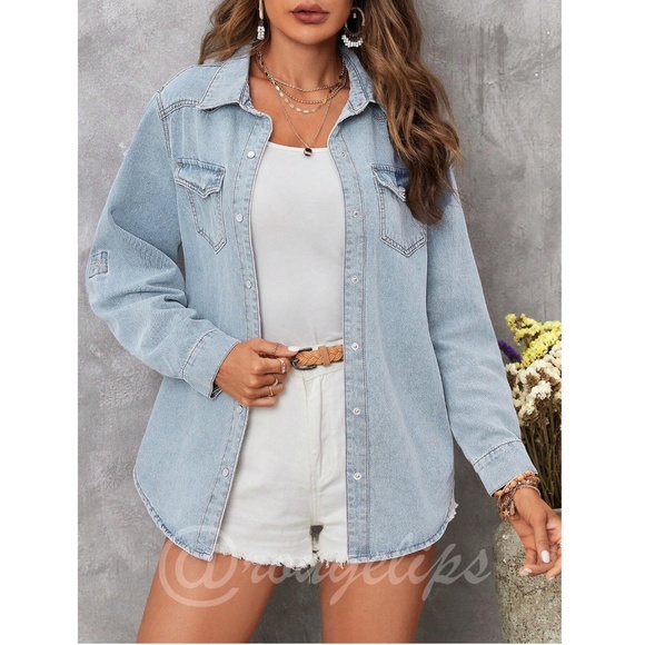 Light Wash Blue Flap Pocket Roll Tab Long Sleeve Denim Button Up Down Shirt - Picture 5 of 6